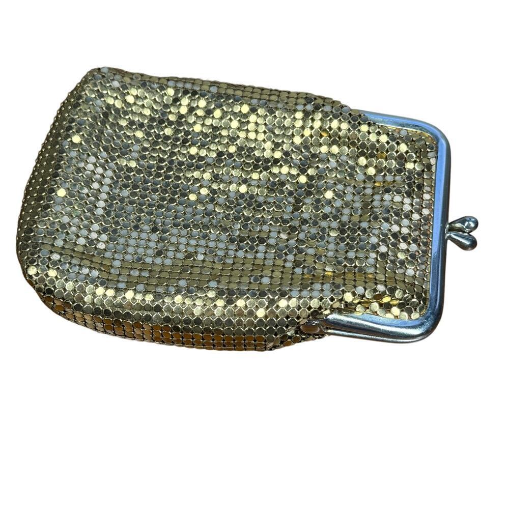 Vintage 60s Whiting & Davis gold-tone metal kiss clasp mesh coin cigarette purse - Picture 4 of 11